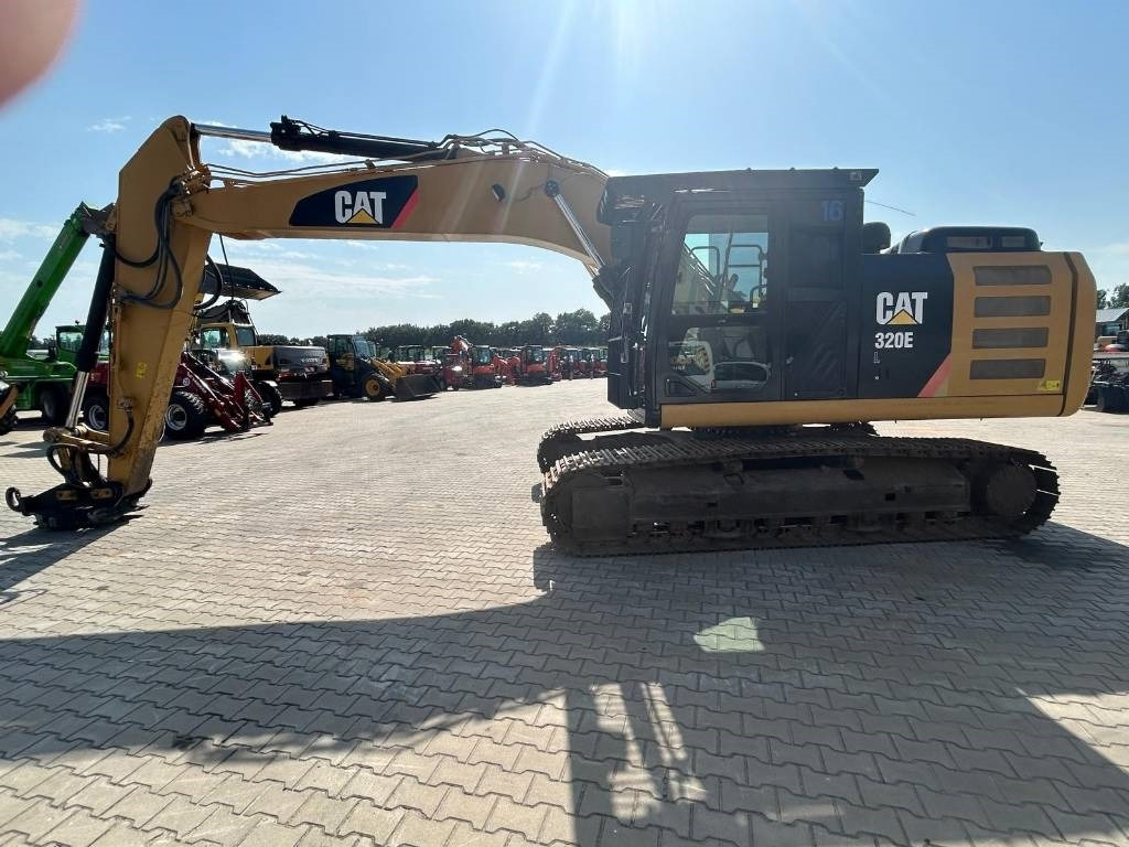 CATERPILLAR 320 EL - حفارات زحافة: صور 1 CATERPILLAR 320 EL - حفارات زحافة: صور 1