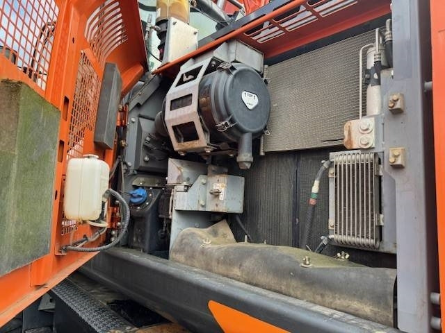 Hitachi ZX 170 W - حفارة على عجلات: صور 4 Hitachi ZX 170 W - حفارة على عجلات: صور 4