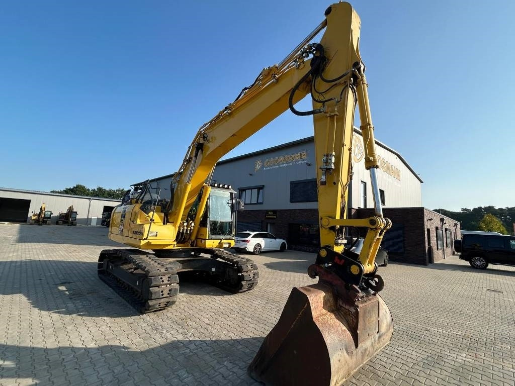 KOMATSU PC210 LC-11 - حفارات زحافة: صور 3 KOMATSU PC210 LC-11 - حفارات زحافة: صور 3