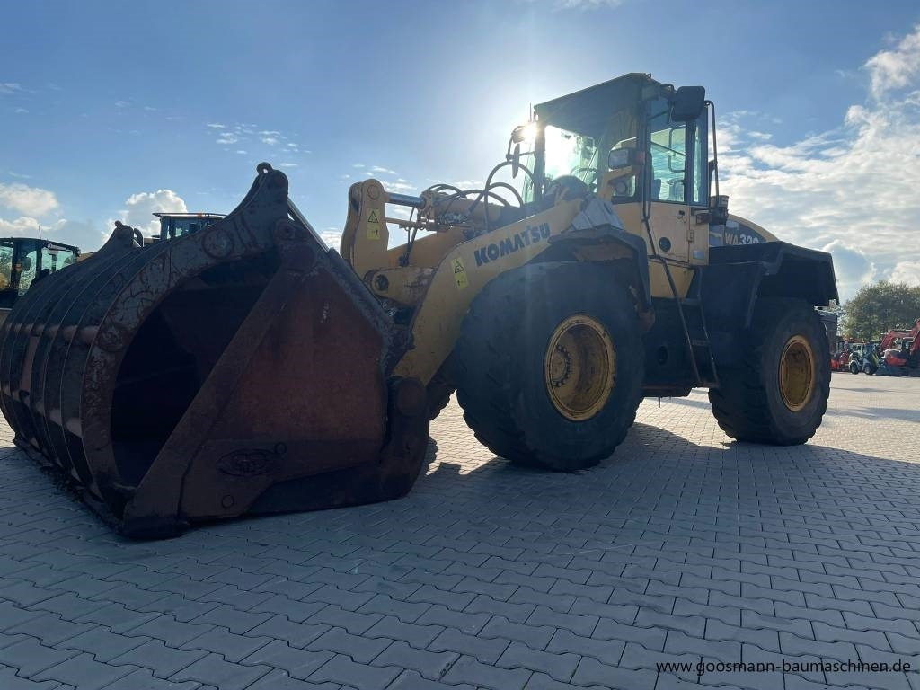 KOMATSU WA320-5 - اللودر بعجل: صور 3 KOMATSU WA320-5 - اللودر بعجل: صور 3