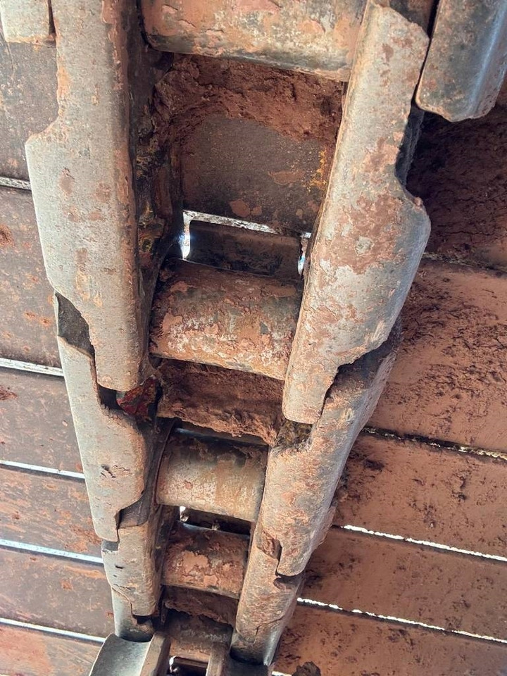 Komatsu D61PX-24 - بلدوزر: صور 3 Komatsu D61PX-24 - بلدوزر: صور 3