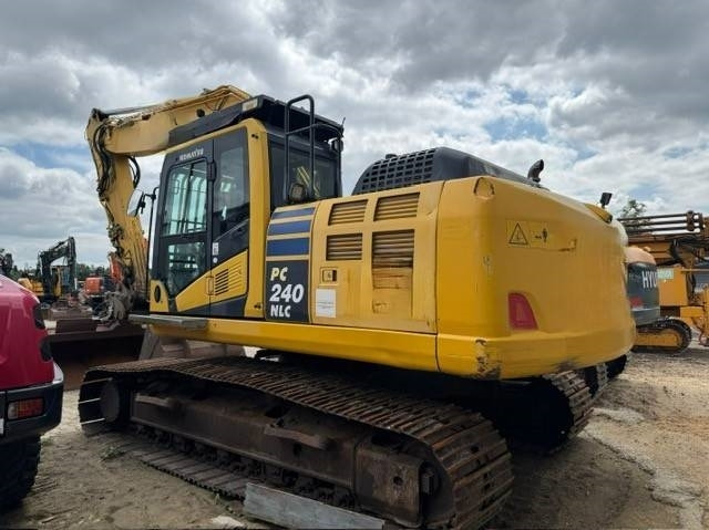 Komatsu PC 240 NLC-10 - حفارات زحافة: صور 3 Komatsu PC 240 NLC-10 - حفارات زحافة: صور 3