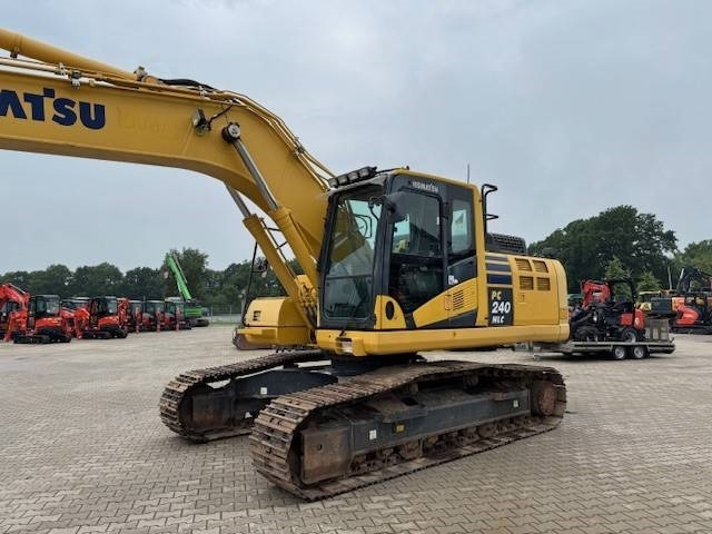 Komatsu PC 240 NLC-11 - حفارات زحافة: صور 3 Komatsu PC 240 NLC-11 - حفارات زحافة: صور 3