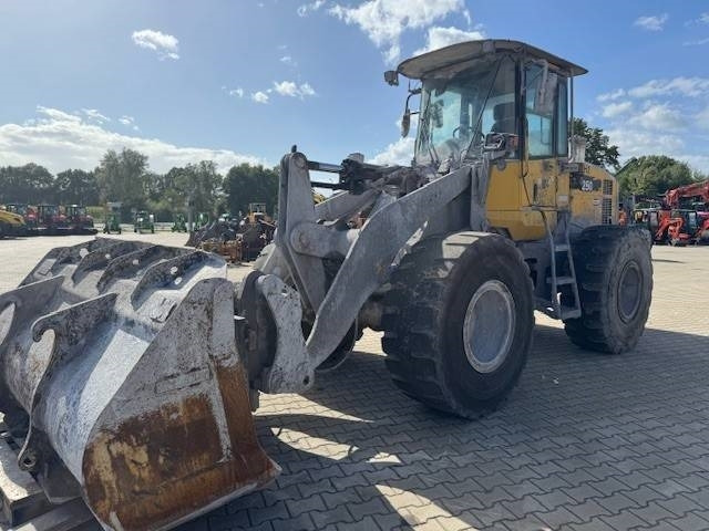 Komatsu WA 250-5 - اللودر بعجل: صور 4 Komatsu WA 250-5 - اللودر بعجل: صور 4