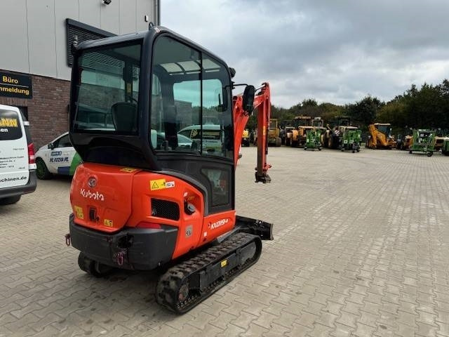 Kubota KX 019-4 - حفارة مصغرة: صور 5 Kubota KX 019-4 - حفارة مصغرة: صور 5