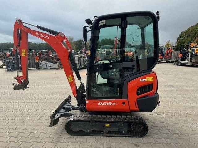 Kubota KX 019-4 - حفارة مصغرة: صور 2 Kubota KX 019-4 - حفارة مصغرة: صور 2