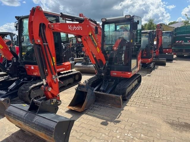 Kubota KX 027-4 - حفارة مصغرة: صور 2 Kubota KX 027-4 - حفارة مصغرة: صور 2