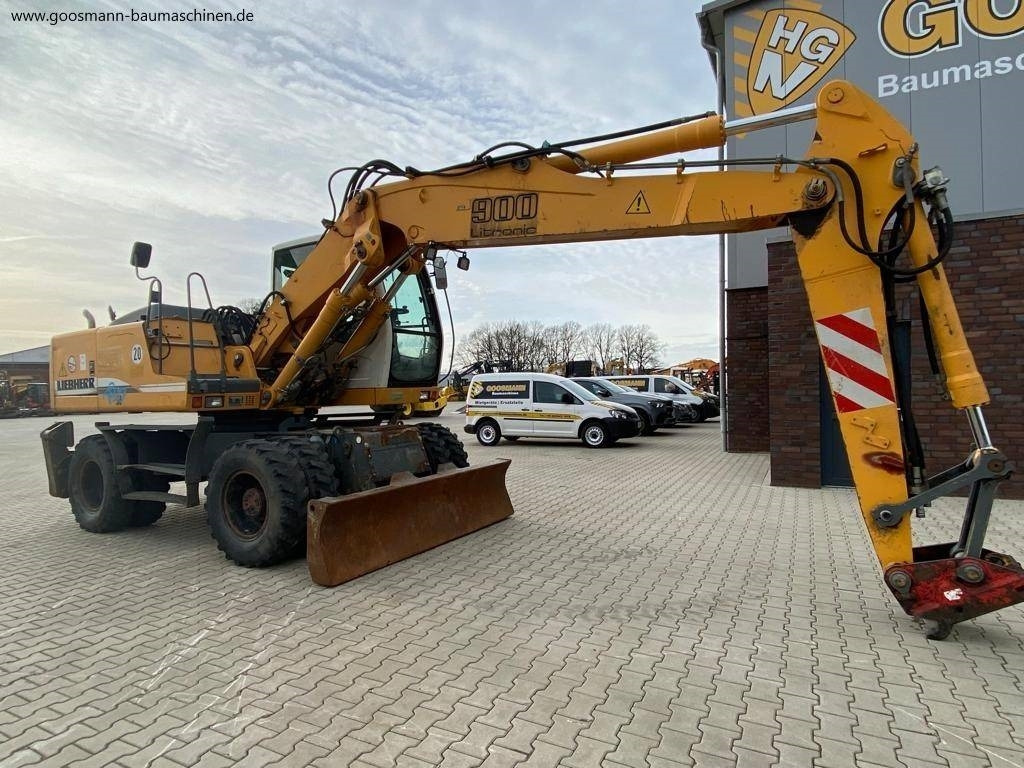 Liebherr A 900 C Litronic - حفارة على عجلات: صور 4 Liebherr A 900 C Litronic - حفارة على عجلات: صور 4