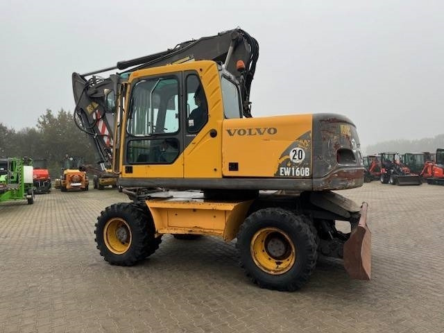 Volvo EW 160 B - حفارة على عجلات: صور 2 Volvo EW 160 B - حفارة على عجلات: صور 2