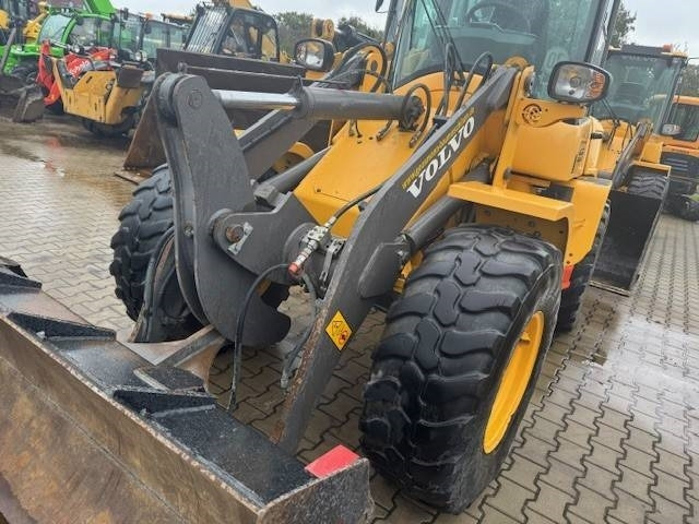 Volvo L 30 G - اللودر بعجل: صور 4 Volvo L 30 G - اللودر بعجل: صور 4