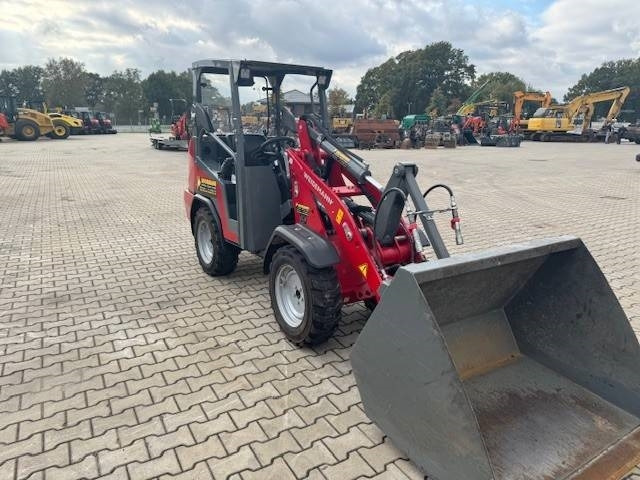 Weidemann 1260LP - اللودر بعجل: صور 4 Weidemann 1260LP - اللودر بعجل: صور 4