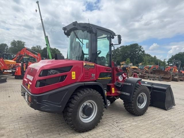 Yanmar V 80-5 - اللودر بعجل: صور 4 Yanmar V 80-5 - اللودر بعجل: صور 4