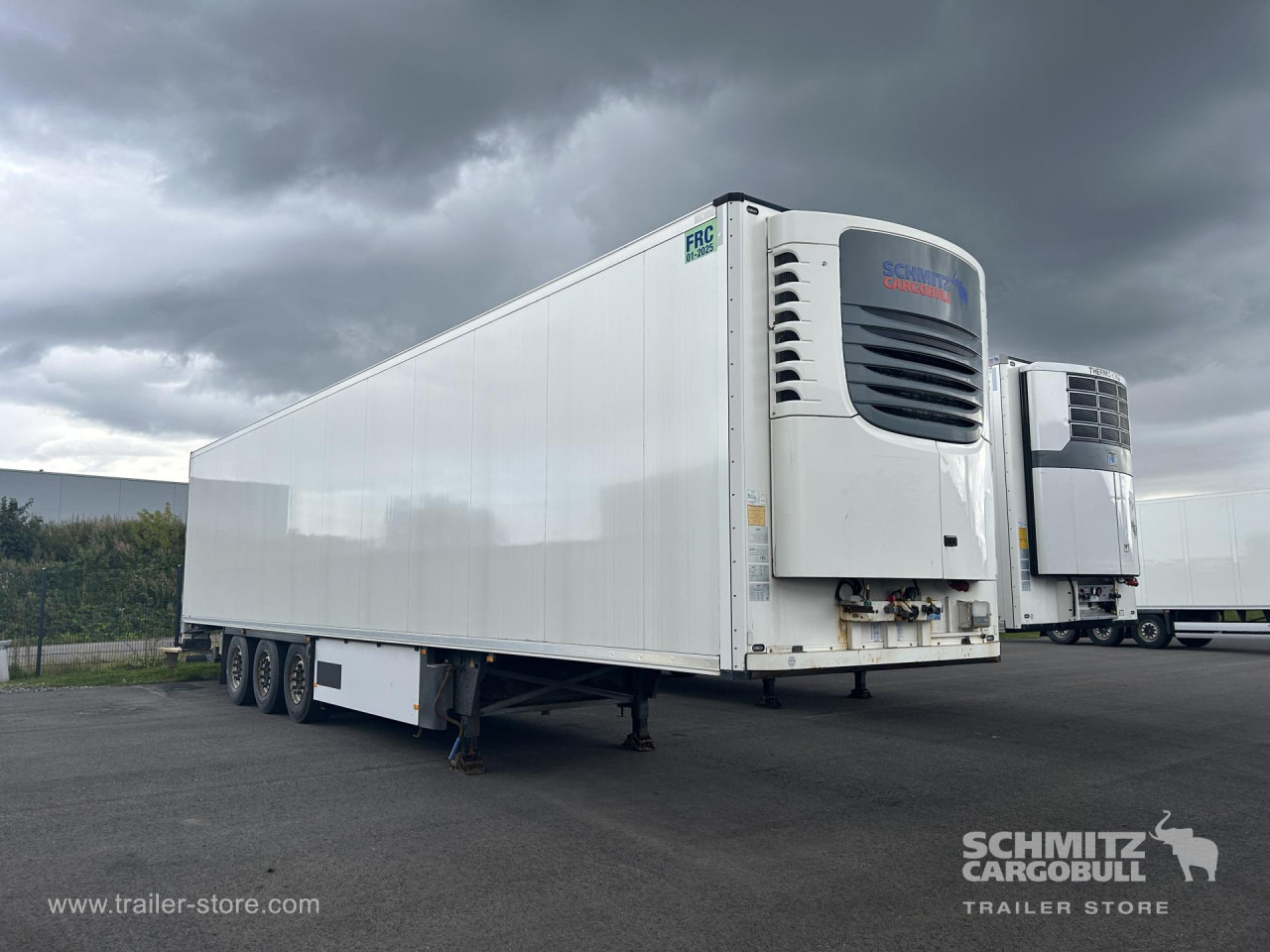 SCHMITZ Reefer Standard Double deck Taillift - متساوي نصف مقطورة: صور 1 SCHMITZ Reefer Standard Double deck Taillift - متساوي نصف مقطورة: صور 1
