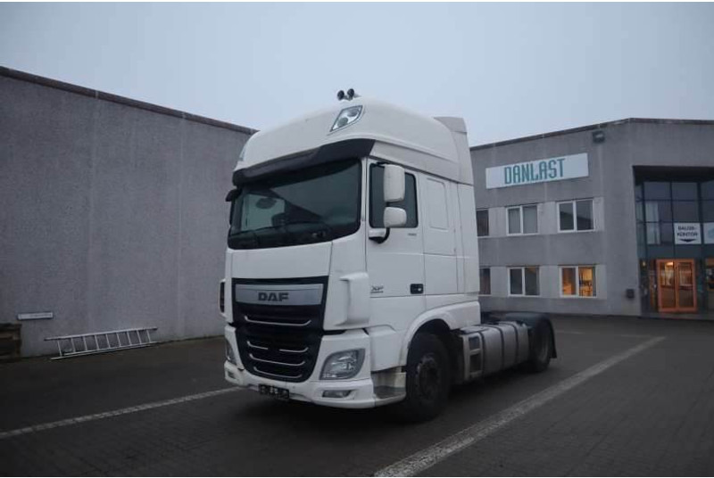 DAF XF 460 Tractor/Sattelzugmaschine/Trækker - شاحنة جرار: صور 1 DAF XF 460 Tractor/Sattelzugmaschine/Trækker - شاحنة جرار: صور 1