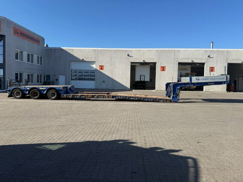 Faymonville Lowbed / Tieflader / Sengetrailer - عربة مسطحة منخفضة نصف مقطورة: صور 4 Faymonville Lowbed / Tieflader / Sengetrailer - عربة مسطحة منخفضة نصف مقطورة: صور 4
