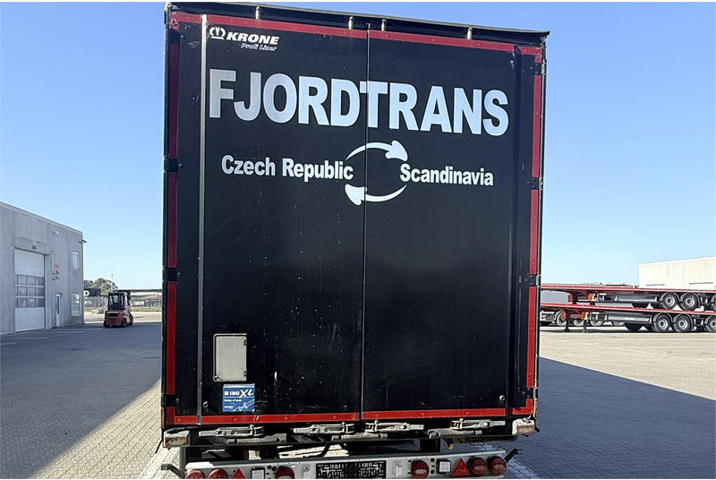 Krone 3 AKS. - الخيمة نصف مقطورة: صور 5 Krone 3 AKS. - الخيمة نصف مقطورة: صور 5