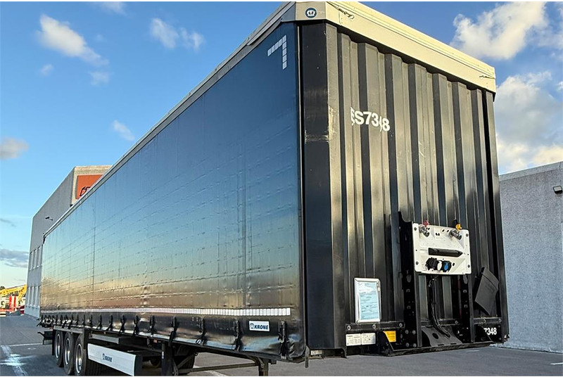 Krone 34 pl. - الخيمة نصف مقطورة: صور 2 Krone 34 pl. - الخيمة نصف مقطورة: صور 2