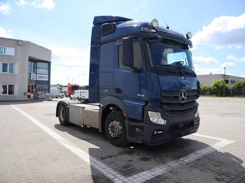 Mercedes-Benz Actros 1843 Tractor/Sattelzugmaschine/Trækker - شاحنة جرار: صور 2 Mercedes-Benz Actros 1843 Tractor/Sattelzugmaschine/Trækker - شاحنة جرار: صور 2