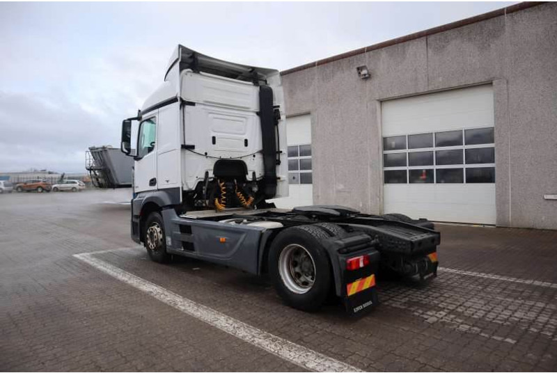 Mercedes-Benz Actros 1843 Tractor/Sattelzugmaschine/Trækker - شاحنة جرار: صور 4 Mercedes-Benz Actros 1843 Tractor/Sattelzugmaschine/Trækker - شاحنة جرار: صور 4