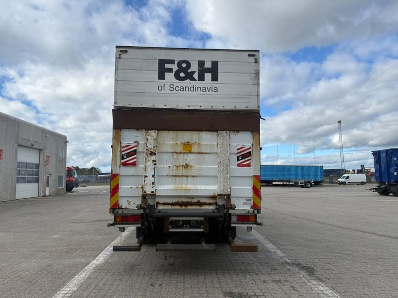 Mercedes-Benz Truck / Lastkraftwagen / Lastbil - شاحنة ستارة: صور 4 Mercedes-Benz Truck / Lastkraftwagen / Lastbil - شاحنة ستارة: صور 4