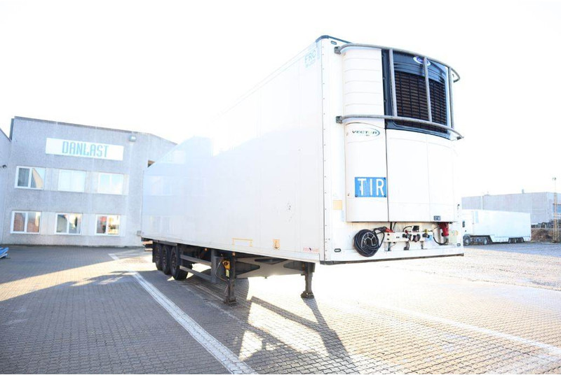 Schmitz Cargobull 3 aks Double Compartment / Doppelkammer - مبردة نصف مقطورة: صور 2 Schmitz Cargobull 3 aks Double Compartment / Doppelkammer - مبردة نصف مقطورة: صور 2