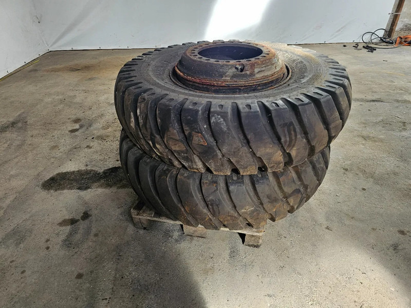 Grip Master 14.00-24 - الإطارات - شاحنة: صور 4 Grip Master 14.00-24 - الإطارات - شاحنة: صور 4