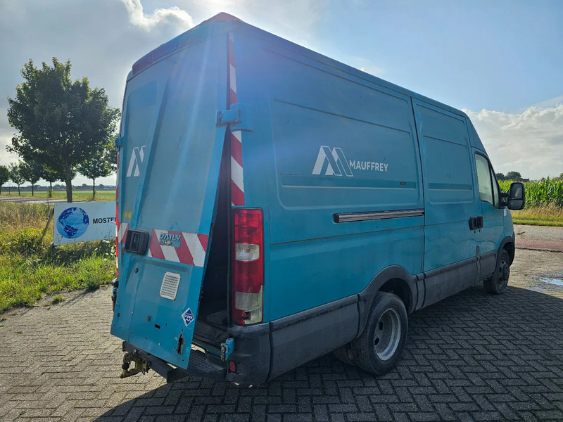 Iveco Daily 35C15V Daily 35C15V - سيارة: صور 5 Iveco Daily 35C15V Daily 35C15V - سيارة: صور 5