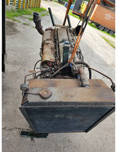 Iveco Fiat 8210 22 - المحرك - شاحنة: صور 4 Iveco Fiat 8210 22 - المحرك - شاحنة: صور 4