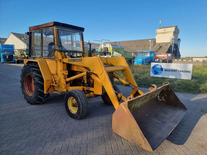 John Deere JD410 - جرار: صور 4 John Deere JD410 - جرار: صور 4