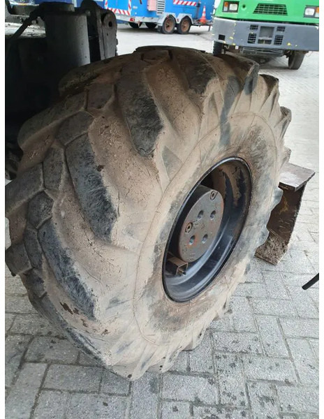 حفارة على عجلات Komatsu PW180-7K: صور 13 حفارة على عجلات Komatsu PW180-7K: صور 13