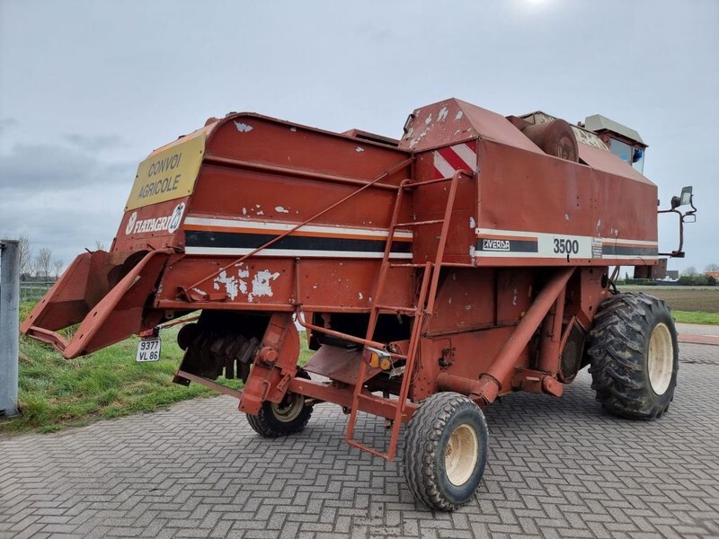 Laverda 3500 - حصادة شاملة: صور 5 Laverda 3500 - حصادة شاملة: صور 5