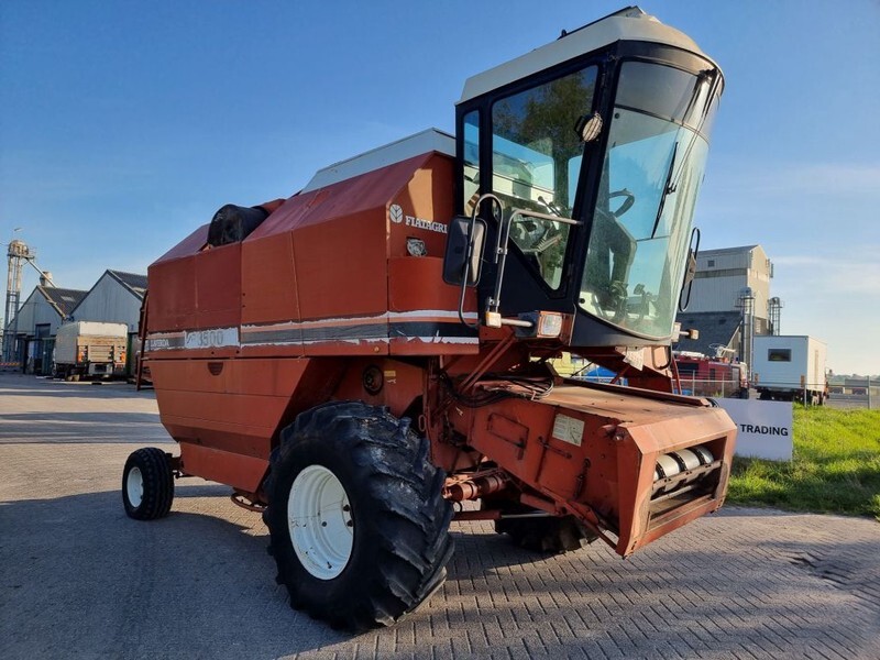 Laverda 3500 - حصادة شاملة: صور 3 Laverda 3500 - حصادة شاملة: صور 3