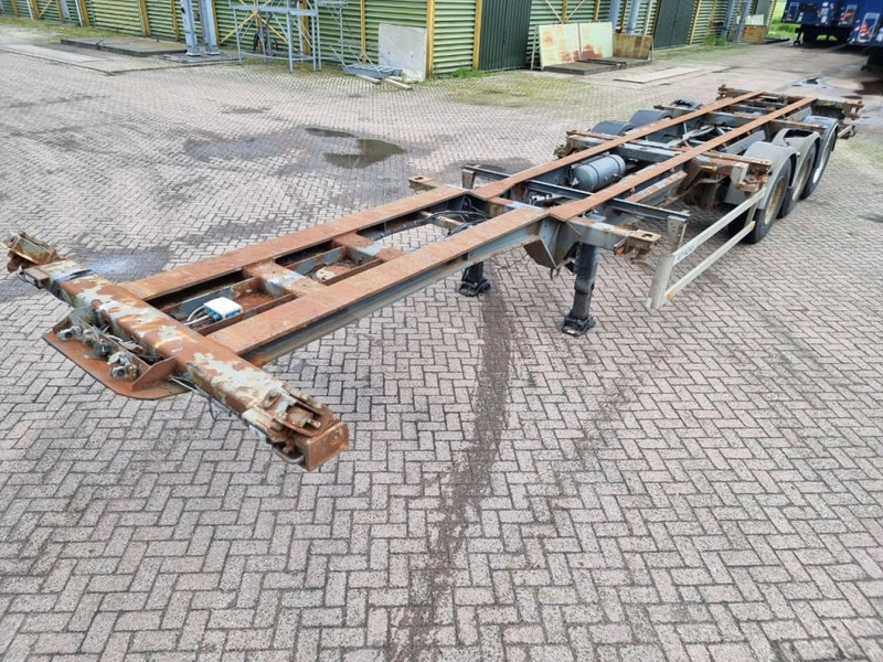 Netam-Fruehauf SMB - Drumbrakes - شاحنات الحاويات/ جسم علوي قابل للتغيير نصف مقطورة: صور 1 Netam-Fruehauf SMB - Drumbrakes - شاحنات الحاويات/ جسم علوي قابل للتغيير نصف مقطورة: صور 1