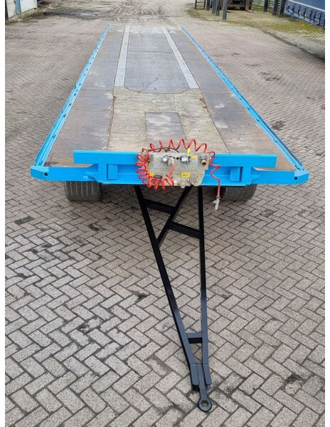 Van Hool 13.60 M LONG - 1 M HIGH - SUPER SINGLE TIRES - DRUM BRAKES - مقطورات مسطحة: صور 2 Van Hool 13.60 M LONG - 1 M HIGH - SUPER SINGLE TIRES - DRUM BRAKES - مقطورات مسطحة: صور 2