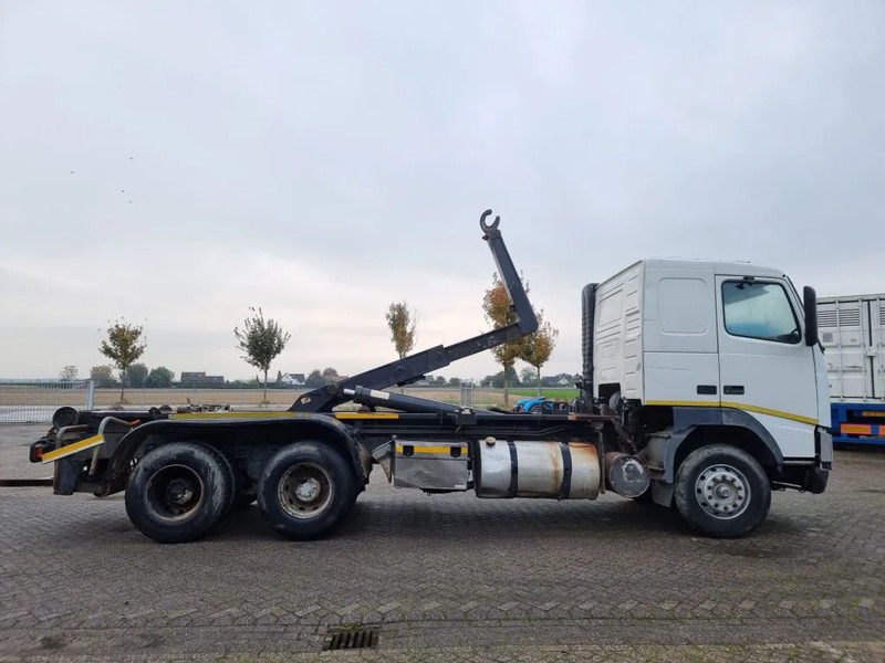 Volvo FH 12.420 6x4 - Manual Gear - STEEL/STEEL - Big Axles - PTO - قلابات: صور 5 Volvo FH 12.420 6x4 - Manual Gear - STEEL/STEEL - Big Axles - PTO - قلابات: صور 5