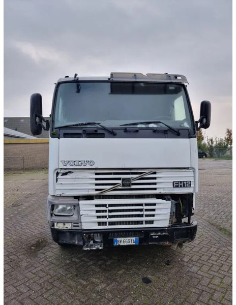 Volvo FH 12.420 6x4 - Manual Gear - STEEL/STEEL - Big Axles - PTO - قلابات: صور 3 Volvo FH 12.420 6x4 - Manual Gear - STEEL/STEEL - Big Axles - PTO - قلابات: صور 3