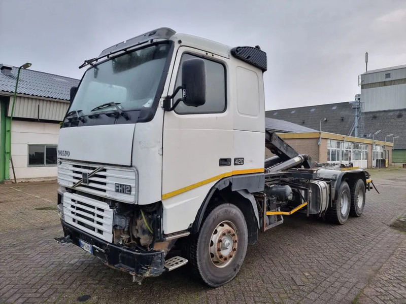 Volvo FH 12.420 6x4 - Manual Gear - STEEL/STEEL - Big Axles - PTO - قلابات: صور 2 Volvo FH 12.420 6x4 - Manual Gear - STEEL/STEEL - Big Axles - PTO - قلابات: صور 2