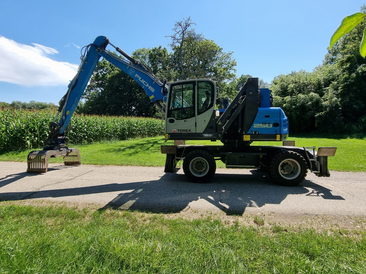 FUCHS MHL 250 - حفارة على عجلات: صور 2 FUCHS MHL 250 - حفارة على عجلات: صور 2