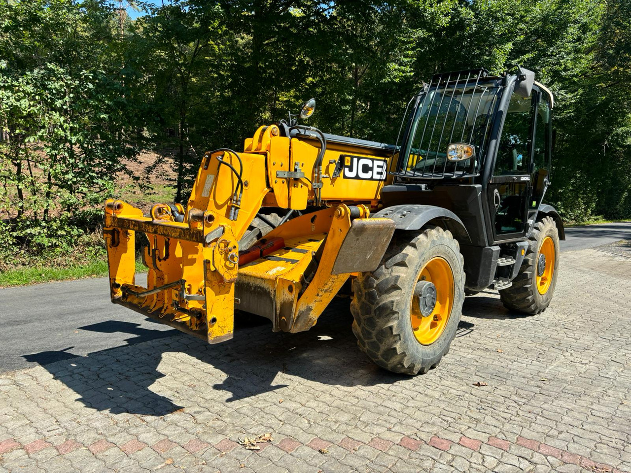 JCB 535-125 - جرافة ذات عجلات تلسكوبية: صور 3 JCB 535-125 - جرافة ذات عجلات تلسكوبية: صور 3
