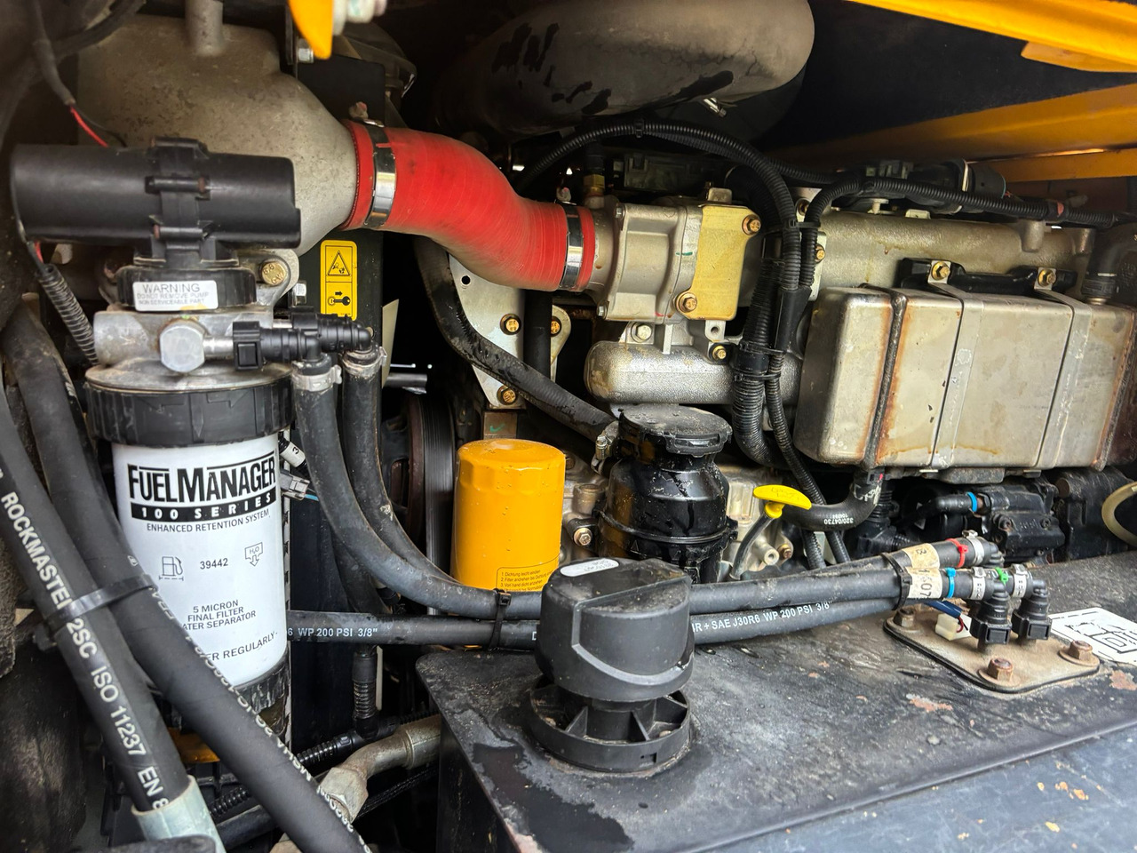 شاحنة مفصلية JCB 6 TST: صور 10