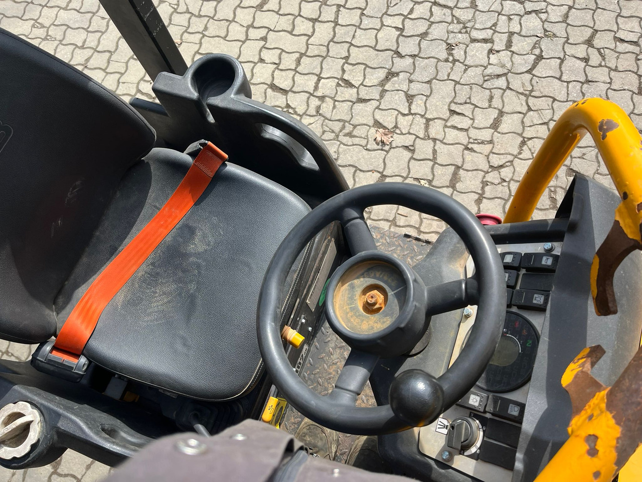 مدحلة JCB CT 160: صور 9