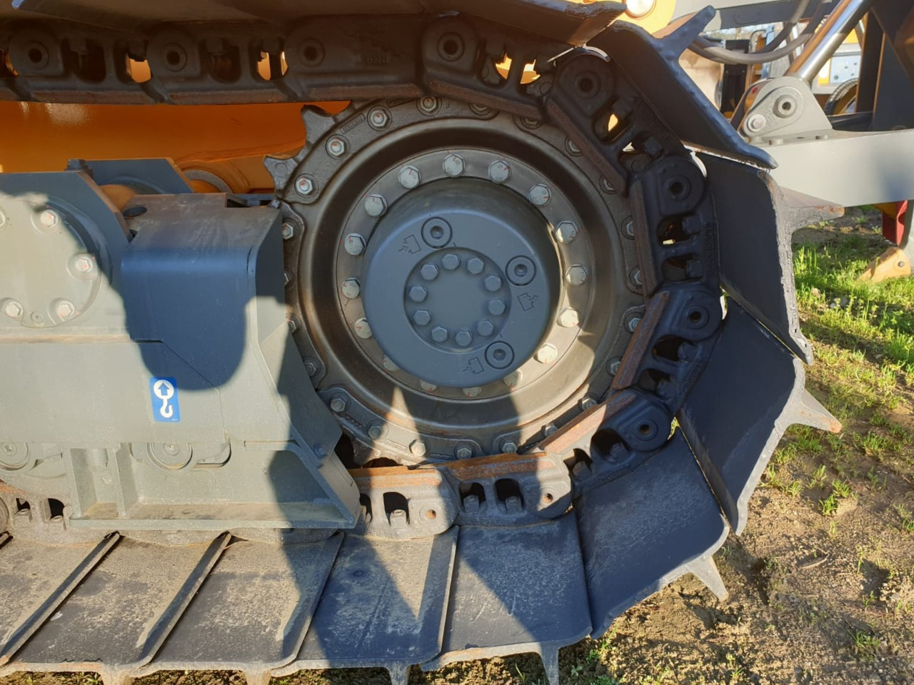 بلدوزر LIEBHERR PR 716 05 LGP: صور 9