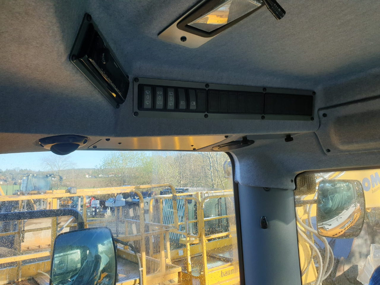 بلدوزر LIEBHERR PR 716 05 LGP: صور 18