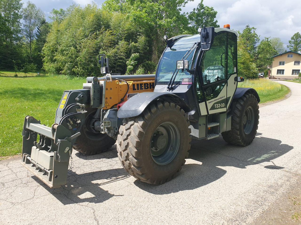 LIEBHERR T 33-10 - رافعة تلسكوبية: صور 3 LIEBHERR T 33-10 - رافعة تلسكوبية: صور 3