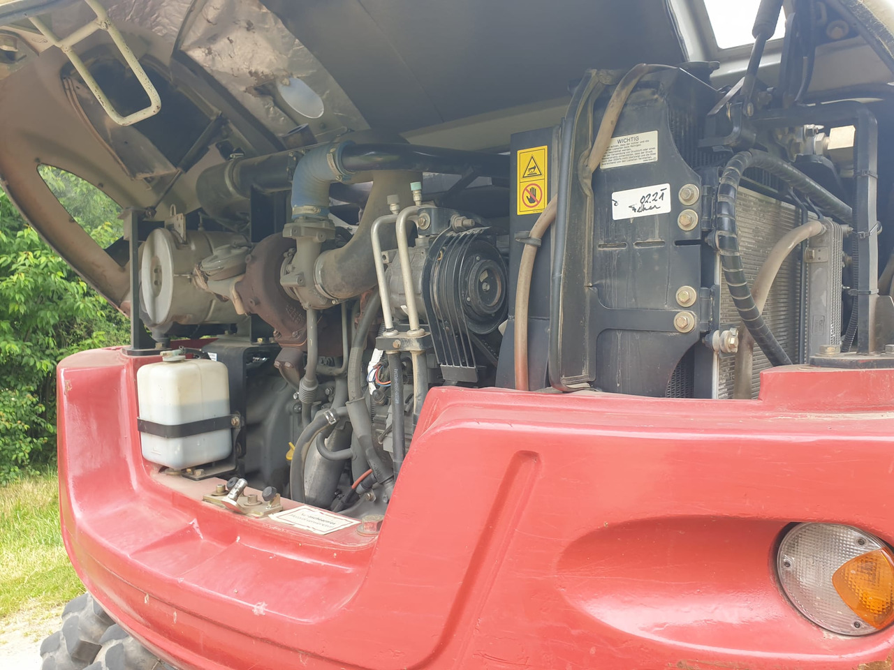 حفارة على عجلات TAKEUCHI TB 295W: صور 9