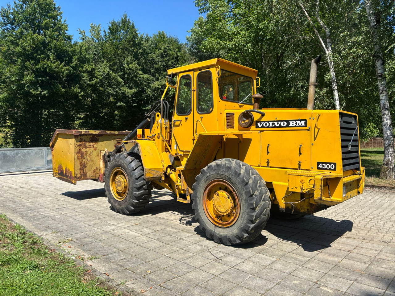 VOLVO BM 4300 - اللودر بعجل: صور 4 VOLVO BM 4300 - اللودر بعجل: صور 4