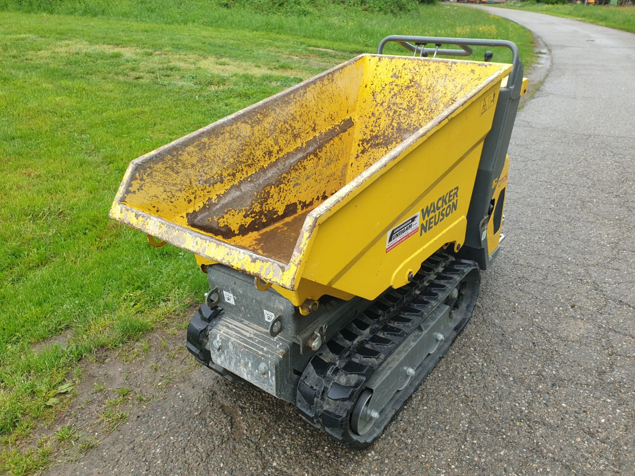 WACKER Neuson DT 05 - عربات نقل قلابة مجنزرة: صور 4 WACKER Neuson DT 05 - عربات نقل قلابة مجنزرة: صور 4