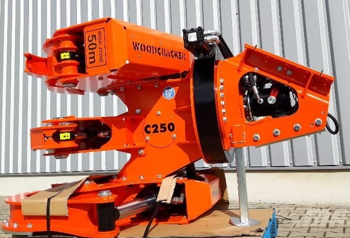 Westtech Woodcracker C 250 - ملحقات - حفارة: صور 2 Westtech Woodcracker C 250 - ملحقات - حفارة: صور 2
