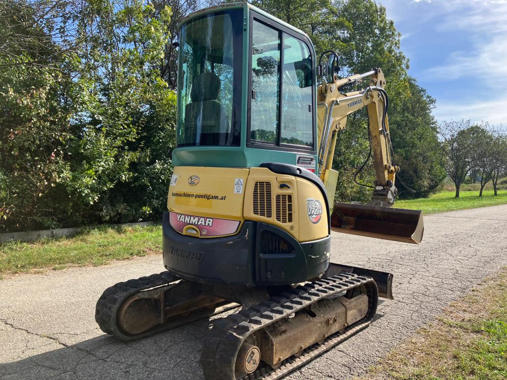 YANMAR VIO 25-4 - حفارة مصغرة: صور 5 YANMAR VIO 25-4 - حفارة مصغرة: صور 5