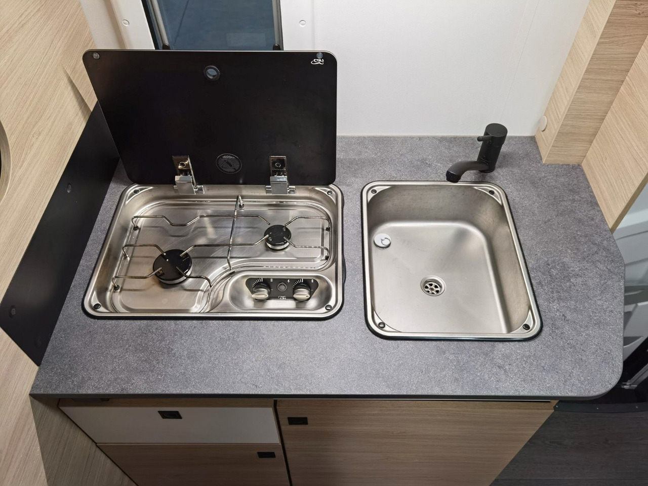 موتر هوم سقف عالي Chausson C 656 FIRST LINE /-2026-/140PS-8G./ ETAGENBETTEN: صور 23